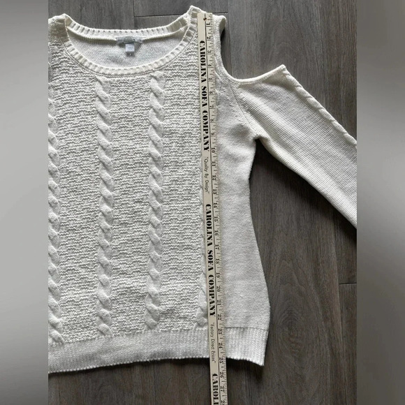 New York & Company Cold Shoulder Ivory Knit Sweater Women’s Medium - Picture 11 of 12
